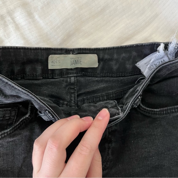 Topshop ripped black jamie moto jeans - Picture 2 of 4